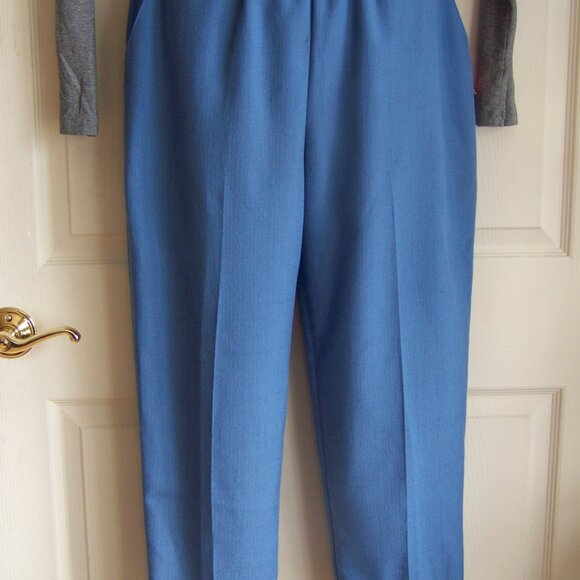 Briggs petite pants light blue NWT - Picture 9 of 9
